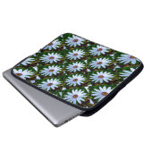 White Daisy Pattern Laptopschutzhülle (Vorne Knopf)