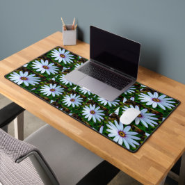 White Daisy Pattern Schreibtischunterlage