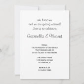 White Daisy Petals Liebe Me Engagement Party Einladung (Rückseite)