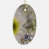 White Daisy und Diamond Ring Verlobung Keramikornament (Rechts)