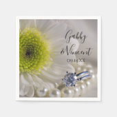 White Daisy und Diamond Ring Wedding Serviette (Vorderseite)
