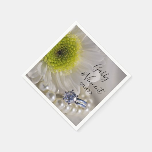 White Daisy und Diamond Ring Wedding Serviette (Ecke)