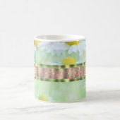 White Daisy's in Green Meadow Monogram Kaffeetasse (Mittel)