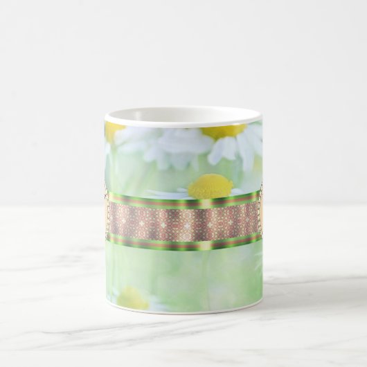 White Daisy's in Green Meadow Monogram Kaffeetasse (Mittel)