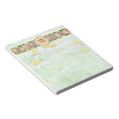 White Daisy's in Green Meadow Monogram Notizblock (angewinkelt)