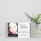 White Damask Abschluss Ankündigung von Foto-Karten (Stehend Vorderseite)