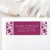 White Damask Floral on Wine Couples Anschrift Labe (Insitu)