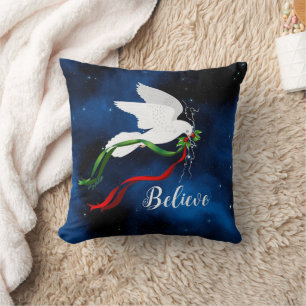 White Dove Throw Kissen