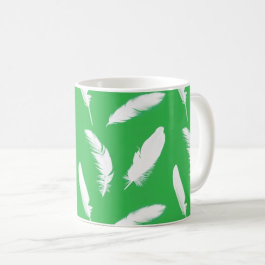 White Feathers on Light Jade Green Kaffeetasse (VorderseiteRechts)