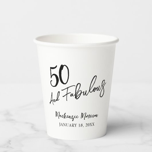 White Fifty and Fabulous Script Birthday Party Pappbecher (Rückseite)