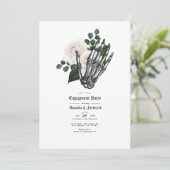 White Floral Gothic Wedding Engagement Party Einladung (Stehend Vorderseite)