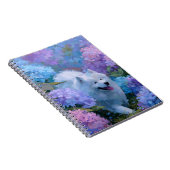 White Fluffy Dog im Hydrangeas-Notebook Notizblock (Rechte Seite)