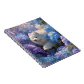 White Fluffy Dog in Hydrangea Garden Notebook Notizblock (Rechte Seite)