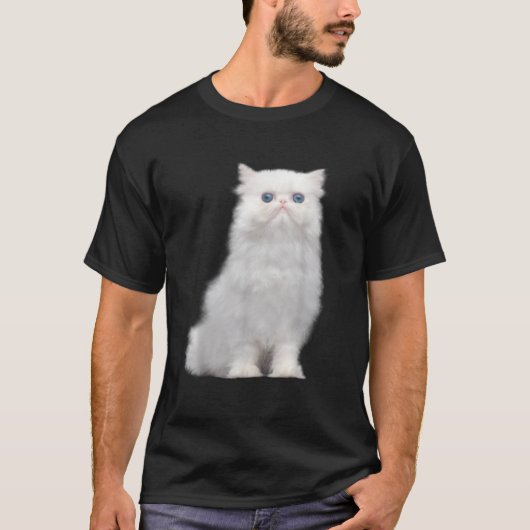 White fluffy kitty with bright blue eyes T-Shirt (Vorderseite)