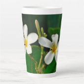 White Frangipani Milchtasse (Vorderseite)