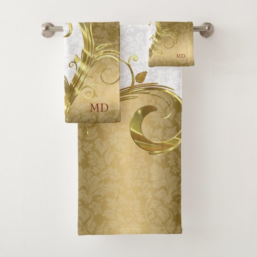 White & Gold Damask Badhandtuch Set (Insitu)