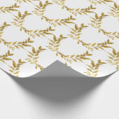 White Gold Leaf Monogram Elegant Chic Wedding Geschenkpapier (Ecke)
