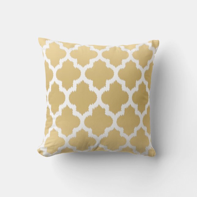 White & Gold Quatrefolie Ikat Geometrisches Muster Kissen (Vorderseite)
