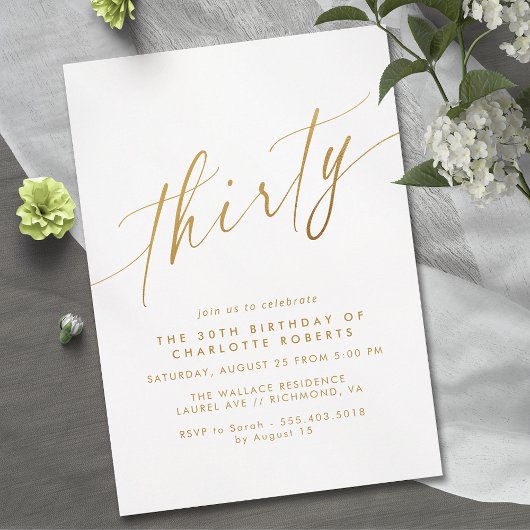 White & Gold Script | Einfaches Elegant 30. Geburt Einladung