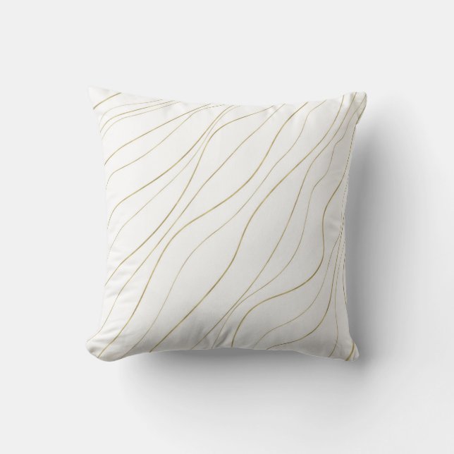 White & Gold Wavy Lines Modernes Glam Kissen (Vorderseite)