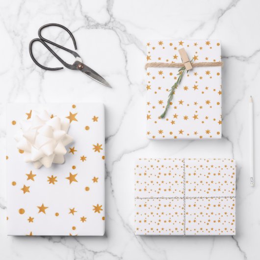White & Gold Weihnachtsschneeflocken Stars Geschenkpapier Set (Vorderseite)