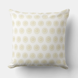 White | Golden Zinnia Flower Medallions Kissen