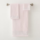White Grecian Frieze Design Pink Badhandtuch Set (Insitu)
