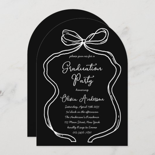 White Hand Drawn Bow & Script Graduation Party Einladung (Vorne/Hinten)