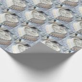 White Heart Cake For Engagement Geschenkpapier (Ecke)