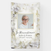 White Hydrangea Aquarellfeier des Lebens Banner (Vertikal)