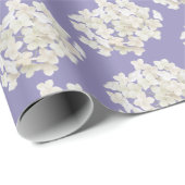 White Hydrangea auf Lavender Geschenkpapier (Rolleneckpunkt)