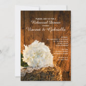 White Hydrangea Barn Wood Wedding Probe Dinner Einladung (Vorderseite)