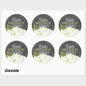 White Hydrangea Chalkboard Wedding Label Runder Aufkleber (Blatt)
