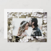 White Hydrangea Floral Just Married Foto Ankündigungspostkarte (Vorne/Hinten)