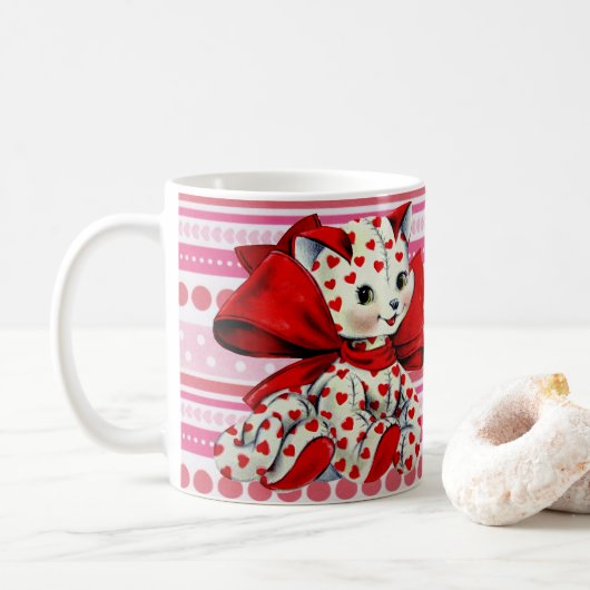 White Kitty Cat Vintag Valentine Art Kaffeetasse (Mit Donut)