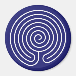 White Labyrinth auf Midnight Blue Magnet