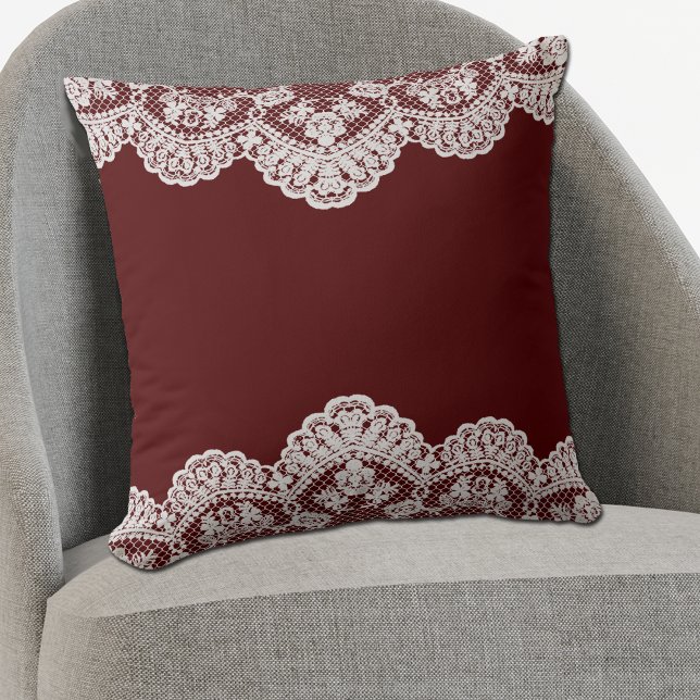 White Lace Maroon Kissen (Von Creator hochgeladen)