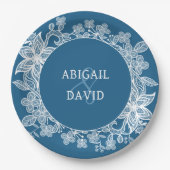 White Lace on Blue Wedding Pappteller (Vorderseite)