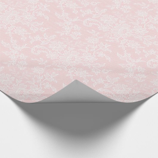 White Lace on Pink Wedding Geschenkpapier (Ecke)