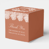 White Lace on Terracotta Religious Wedding Cube Geschenkschachtel (Rückseite)