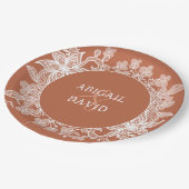White Lace on Terracotta Wedding Pappteller (Schrägansicht)