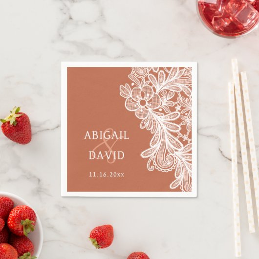 White Lace on Terracotta Wedding Serviette (Beispiel)