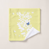 White leafy branch and a blue butterfly badhandtuch set (Waschlappen)