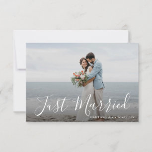 White Letter Just heiratete Hochzeitserklärung Dankeskarte