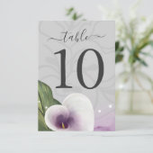 White Lila Calla Lily Wedding Tischnummer Cards (Stehend Vorderseite)