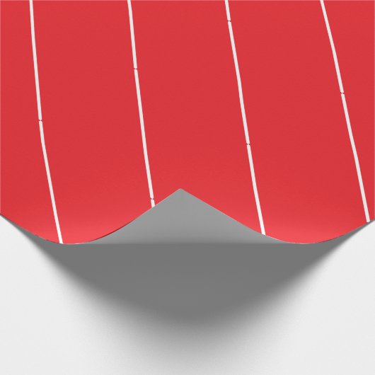 White Lines on Bright Red Classical Unique Simple Geschenkpapier (Ecke)