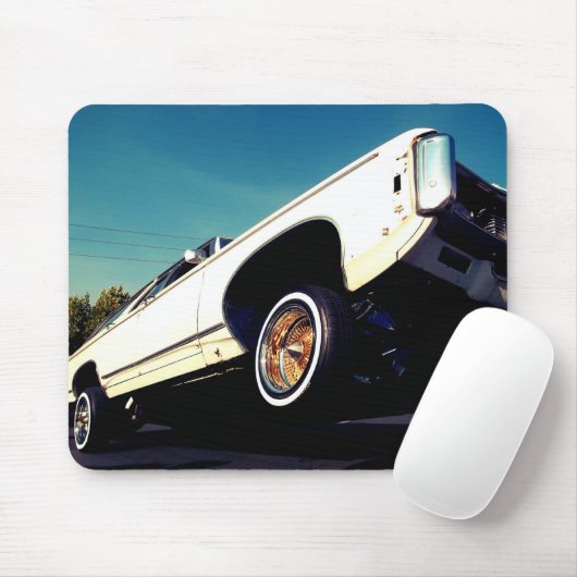 White Lowrider Chevy Impala Mousepad (Mit Mouse)