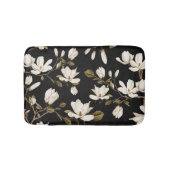 White Magnolia Grove on Black Elegant Floral  Badematte (Vorderseite)