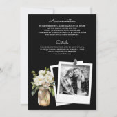 White Magnolia Mason Jar Black All in One Wedding Einladung (Rückseite)