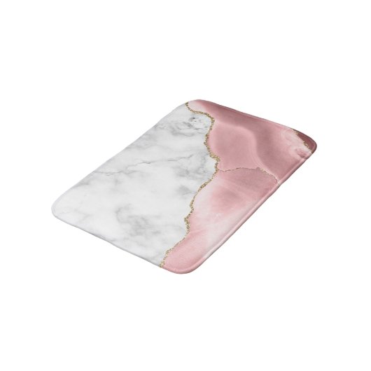White Marble Gilded Blush Pink Agate Badematte (Schrägansicht)